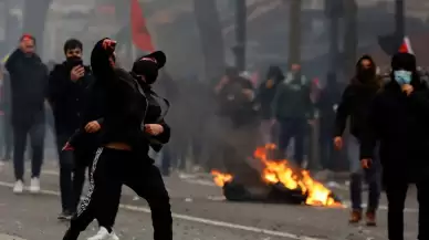 Fransızlar kafayı Türkiye ile bozmuş: Fransız basını, Paris'teki saldırıda Türkiye'yi suçladı