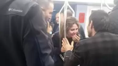 Metroda tutunma direklerine kafası sıkışan kadını itfaiye kurtardı