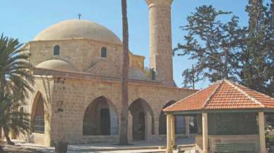 Hadsiz adım: Hala Sultan Tekkesi'ne taverna yapacaklar!