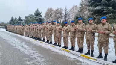 Deprem bölgesinde kaç Mehmetçik görev yapıyor? MSB açıkladı