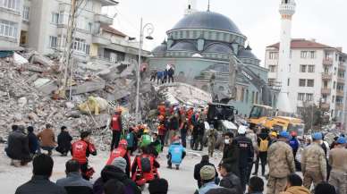 Malatya'da 5,6 büyüklüğündeki depremde can kaybı 2'ye yükseldi