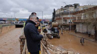 Bakan Nebati: Şanlıurfa'da selden dolayı 13 bina yıkılacak