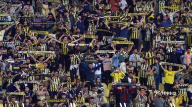 Galatasaray'ın şampiyonluğu sonrası Fenerbahçe tribünlerinde olay Aziz Yıldırım sloganı