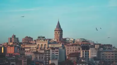 Tarihi şehri gezerken çoğu zaman aklımıza takılır... İstanbul'un semtlerinin ismi nereden geliyor?