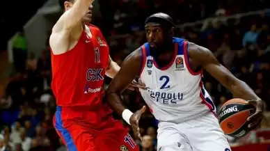 Anadolu Efes'in yıldızı Chris Singleton kalp krizi geçirdi