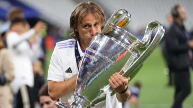 Ve yeni sezonun ilk transferi! Luka Modric'ten 1 yıllık imza