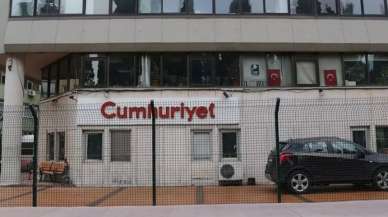 Cumhuriyet Gazetesi'ndeki rüşvet skandalı büyüyor: Bir istifa daha geldi