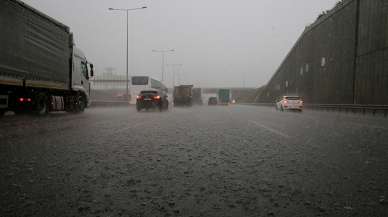 Meteoroloji'den Karadeniz için sağanak ve fırtına uyarısı