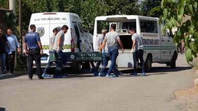 Antalya’da tartıştığı 2 çocuk annesi eşini banyoda av tüfeği ile öldürdü