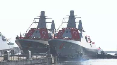 ''TCG Akhisar'' ve ''TCG Koçhisar'' denize indirildi