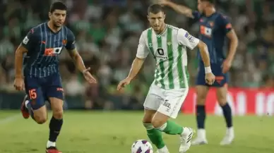 Cenk Özkaçar'lı Valencia, Betis'e çarpıldı!