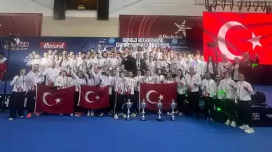 Kick Boks Şampiyonasında Türkiye, dünya şampiyonu oldu