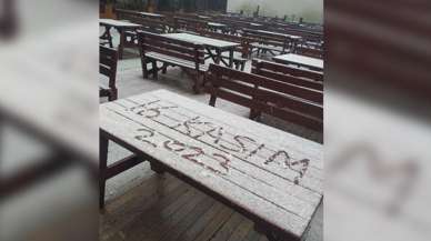 Uludağ'da mevsimin ilk karı yağdı
