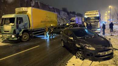 Kayseri'de facia gibi kaza: 8 araç birbirine girdi