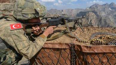 2 bölgede 5 PKK'lı terörist öldürüldü