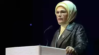 Emine Erdoğan: Asrın felaketi ile sınanırken asrın birlikteliği ile yeniden umut bulduk