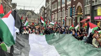 İsrail'in Gazzelileri açlığa terk etmesi, Hollanda'da protesto edildi