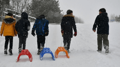 Eğitime kar engeli: 3 ilde okullar tatil