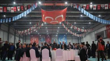 MHP’nin geleneksel iftar programına 4 bin kişi katıldı