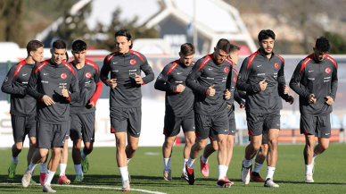 Millilerin Macaristan sınavı: Montella, ilk 11 tercihini yaptı