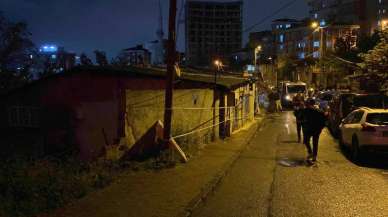 İstanbul Gaziosmanpaşa'da toprak kayması! Valilik açıklama yaptı