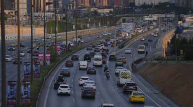 Düzce ve Bolu kesiminde bayram trafiği başladı