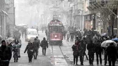 Meteoroloji tarih verip uyardı! İstanbul'a kar geliyor