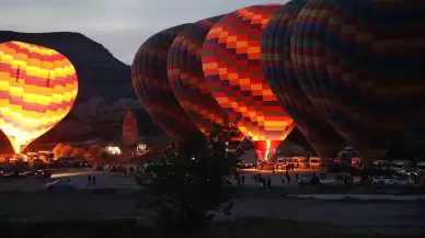 Kapadokya'da tüm zamanların rekoru kırıldı: Sıcak hava balon turlarına ilgi büyük