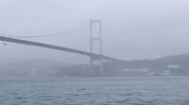 İstanbul Boğazı'nda gemi trafiğine sis engeli