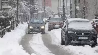 Bosna-Hersek’te kar fırtınası: Yollar kapandı, 200 bin hane elektriksiz kaldı