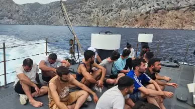 Muğla açıklarında 25 kaçak göçmen kurtarılırken, 17 kişi ise yakalandı