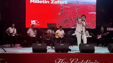 Sanatçı Ahmet Şafak'tan 15 Temmuz'a yakışır unutulmaz bir gece