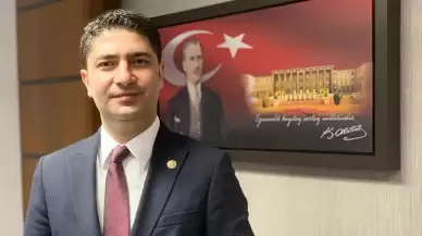 MHP’li Özdemir: Liderimiz Devlet Bahçeli, o gece tarihi bir emir verdi; MHP Genel Merkezi'nin tüm ışıkları yakılsın!