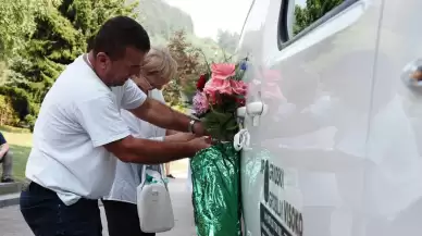 Srebrenitsa soykırımında katledilen 14 kurbanın cenazeleri defnedileceği anıt mezarlığa taşındı