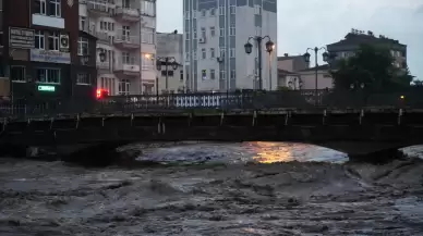 Taşma sınırına gelen Terme Çayı korkuttu! Samsun valisinden açıklama geldi