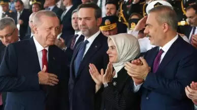 KKTC'de Cumhurbaşkanı Erdoğan'a duygulandıran hediye