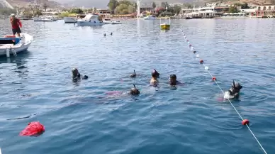 Bodrum'da dalgıçlar 213 kilogram atığı deniz dibinden temizledi