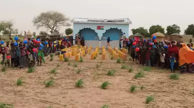 Türklerin Afrika'da açtığı  su kuyusuna yardım: 25 bin kişiye hizmet verecek kuyular açıldı