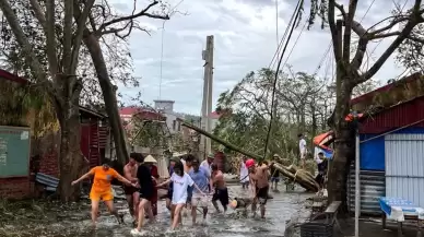 Vietnam'ı Yagi Tayfunu vurdu: 59 kişi öldü