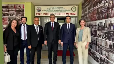 Bakan Memişoğlu, Ankara Onkoloji Hastanesini ziyaret etti