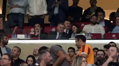 Bakan Osman Aşkın Bak, Galatasaray - PAOK maçını takip etti