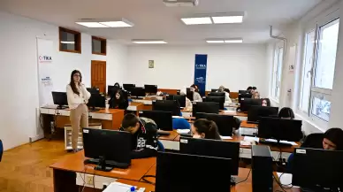 TİKA, Karadağ Devlet Üniversitesi'nde bilgisayar laboratuvarını yeniledi