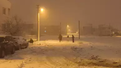 Meteoroloji uyarmıştı! Kar yağışı şiddetini artırdı