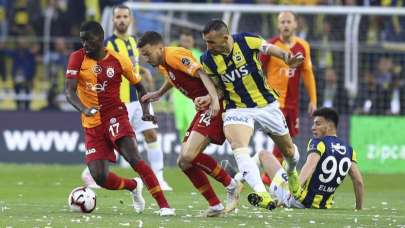 Kadıköy'de gelenek bozulmadı! 2 gol, 1 kırmızı...