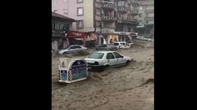 Ankara'yı sel aldı! Mamak'tan korkunç görüntüler