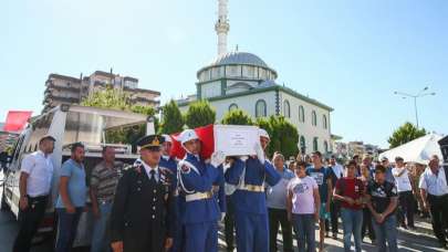 Şehit teğmen son yolculuğuna uğurlandı