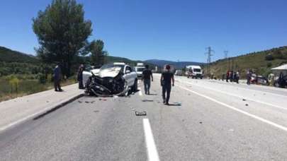 Erzincan'da feci kaza! Ölü ve yaralılar var