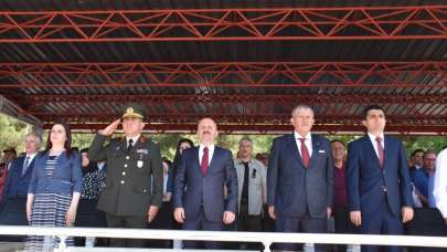 Amasya Belediye Başkanı Mehmet Sarı yemin törenine katıldı