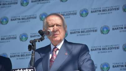 MHP Lideri Devlet Bahçeli'den Davutoğlu'na sert tepki