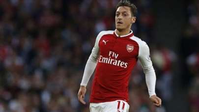 Arsenal'de Mesut Özil depremi